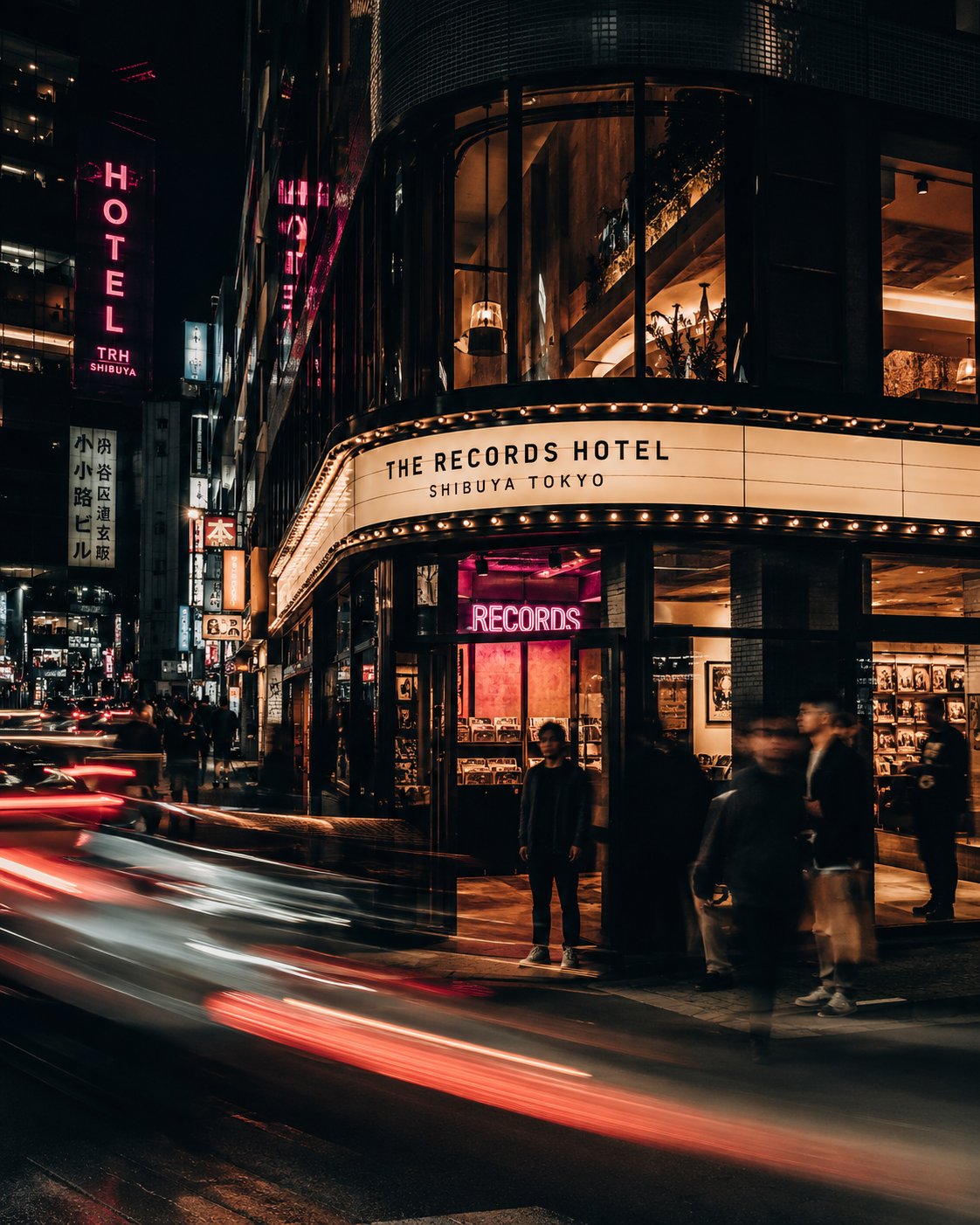 TEMPO - SHIBUYA 夜の街、Records Hotelネオンサイン